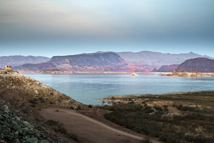 lake las vegas hiking